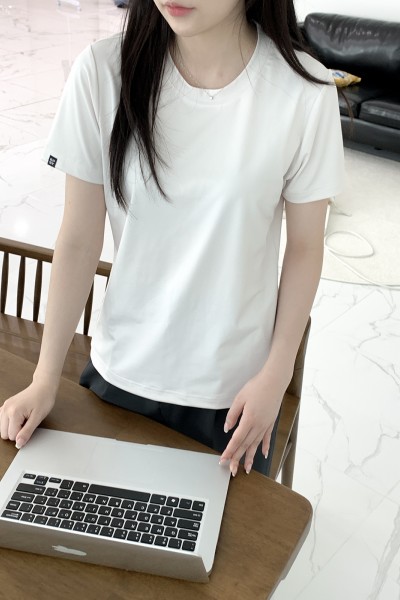 우먼즈 쿨애버 슬림핏 숏슬리브 크림색