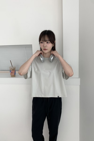 벤트 우먼즈 오버핏 크롭 티셔츠 카키베이지